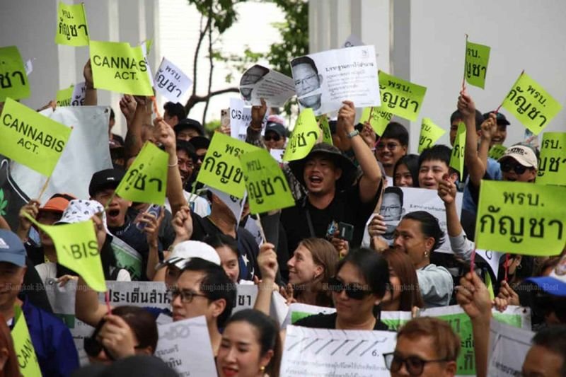 Das thailändische Ministerium für traditionelle und alternative Medizin hat die Kontrollen des Cannabisverkaufs verschärft, nachdem neue ministerielle Vorschriften die Verwendung von Cannabis strikt auf medizinische Zwecke beschränken.