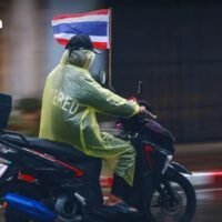 Der thailändische Wetterdienst prognostizierte am Freitag (1. Mai), dass ein weiteres Hochdruckgebiet aus China über dem Nordosten Thailands und dem Südchinesischen Meer bestehen bleibe, während im Norden des Landes weiterhin heißes bis sehr heißes Wetter herrsche.