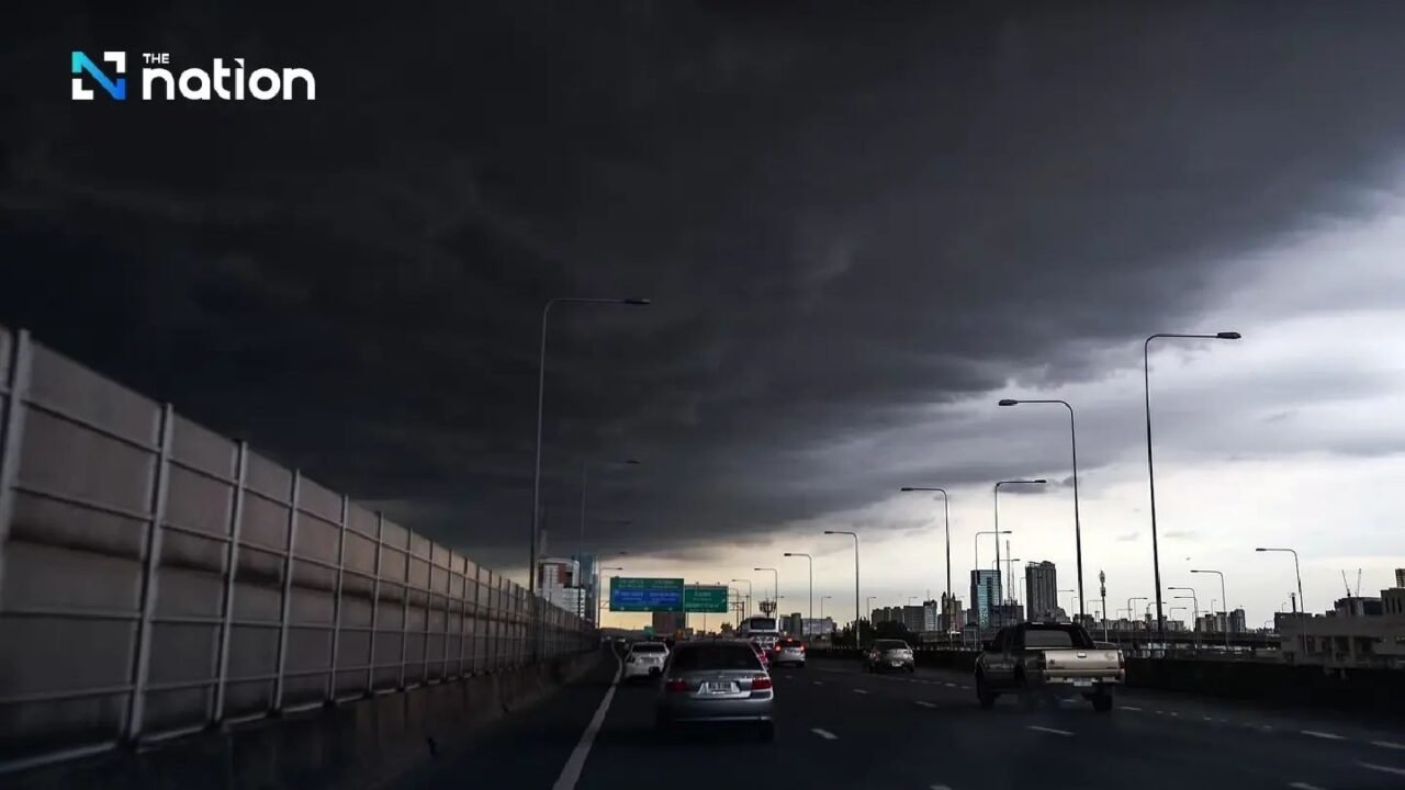 Der thailändische Wetterdienst ( TMD ) hat für Dienstag (12. Mai 2026) eine Wettervorhersage erstellt. In Bangkok werden in 60 % des Gebiets Gewitter erwartet, während in 45 Provinzen mit Gewittern und stürmischen Winden gerechnet wird, da südliche und südöstliche Winde Feuchtigkeit aus dem Golf von Thailand und dem Südchinesischen Meer über Nordthailand bringen.