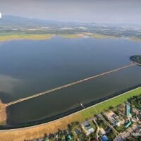 Laut dem jüngsten Lagebericht des Amtes für Nationale Wasserressourcen (ONWR) enthalten die Stauseen Thailands landesweit 45,6 Milliarden Kubikmeter Wasser, was 56 % ihrer gesamten Speicherkapazität entspricht.