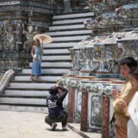 Laut Angaben des Ministeriums für Tourismus und Sport gingen die ausländischen Besucherzahlen in Thailand in den ersten vier Monaten des Jahres 2026 im Vergleich zum Vorjahr um 3,45 % zurück. Drei der fünf wichtigsten Herkunftsländer verzeichneten im April aufgrund der Unruhen im Nahen Osten Rückgänge zwischen 11 % und 23 %.