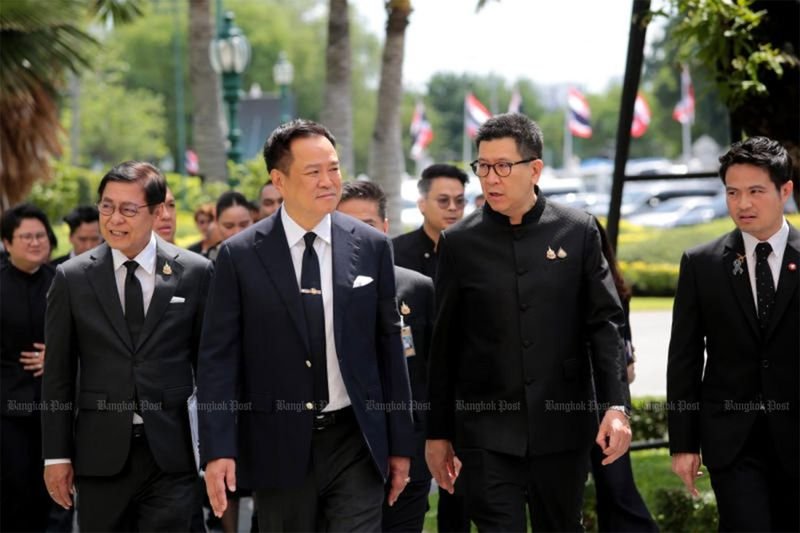 Das Kabinett befürwortet die Übernahme des von der OECD initiierten globalen Mindestkörperschaftsteuersatzes von 15 %. Thailand tritt dem System zum Austausch von Steuerinformationen bei.