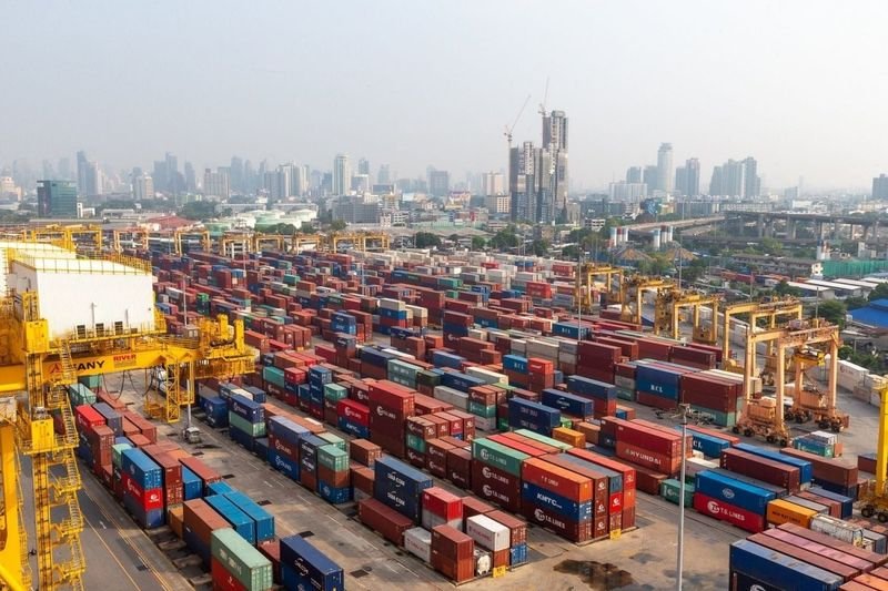 Ein neuer US-Zoll könnte in der zweiten Jahreshälfte eine ernsthafte Bedrohung für die thailändischen Exporte darstellen und neue Handelsunsicherheiten verursachen, sagen Ökonomen und Unternehmen.